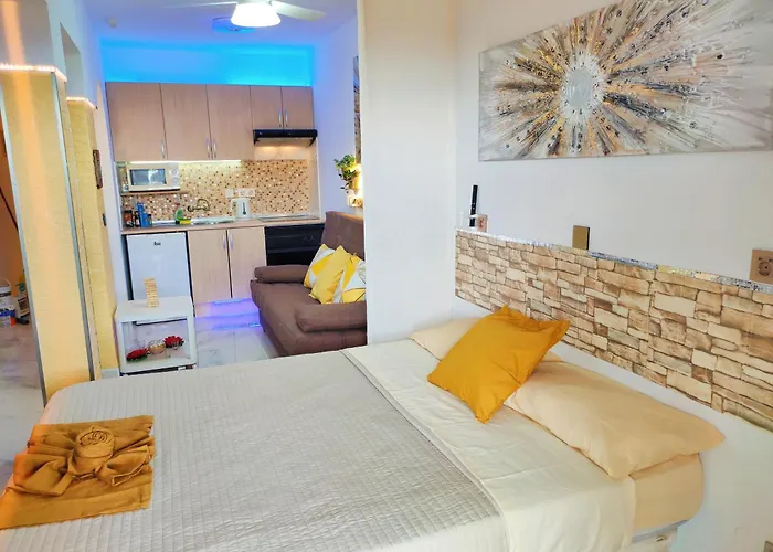 Lovely Views, Heated Pool, Great Location Apartamento *