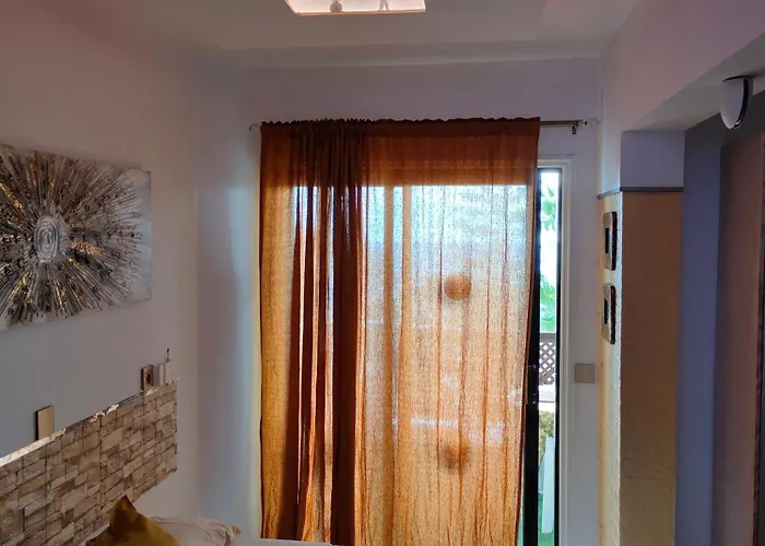 Apartment Lovely Views, Heated Pool, Great Location San Miguel de Abona