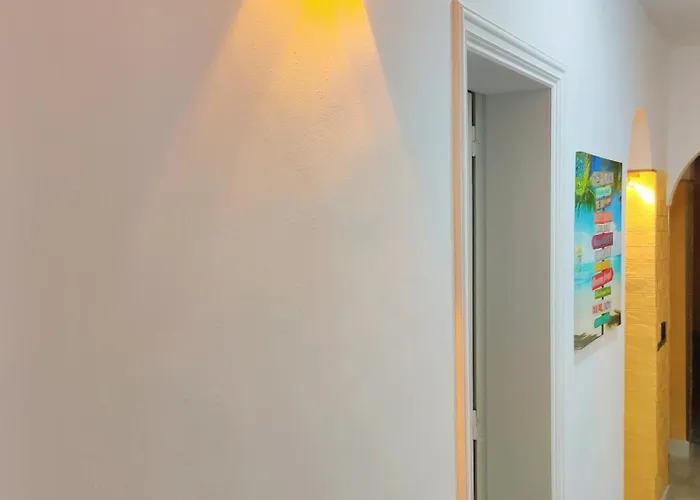 Lovely Views, Heated Pool, Great Location Apartamento *