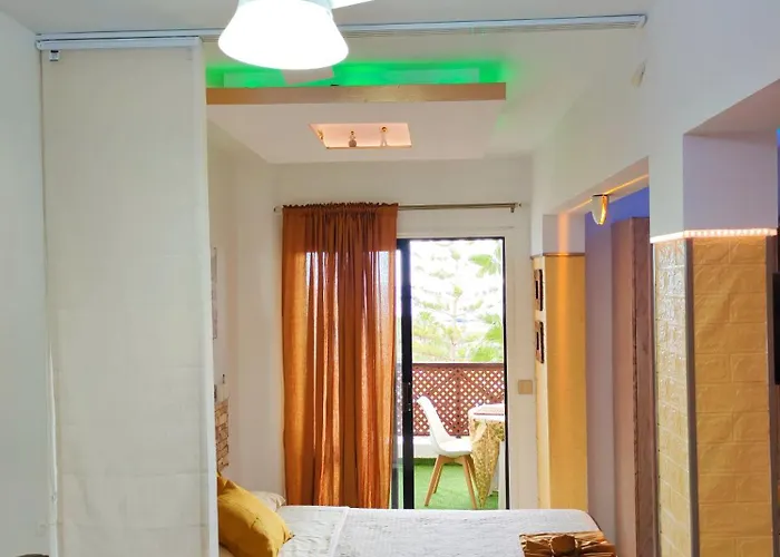 Lovely Views, Heated Pool, Great Location Apartamento *