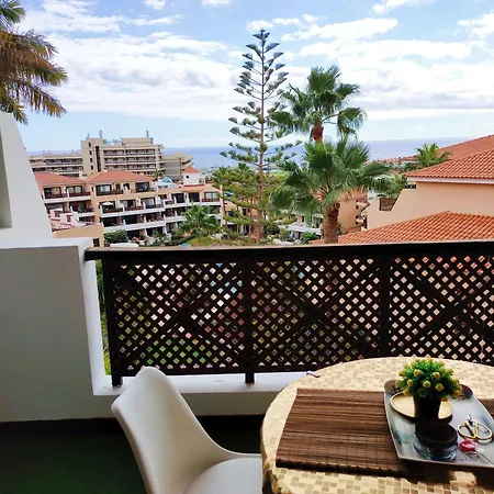 Lovely Views, Heated Pool, Great Location Apartamento San Miguel de Abona