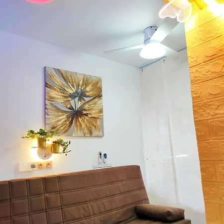 Apartment Lovely Views, Heated Pool, Great Location *