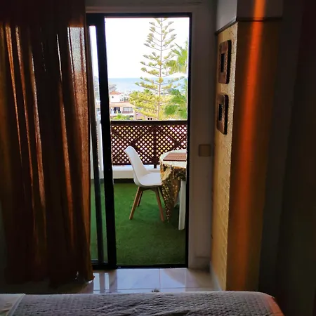 Lejlighed Lovely Views, Heated Pool, Great Location